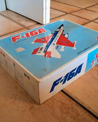 aereo caccia vintage us air force  F 16A America 