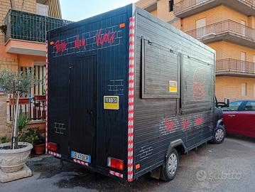 FOOD TRUCK 