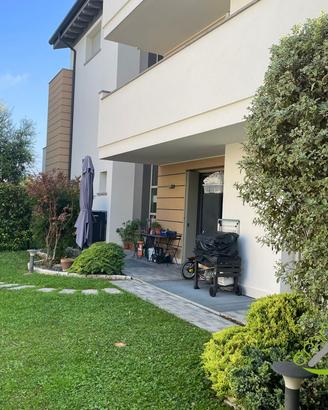 TRE LOCALI CON GARAGE E POSTO AUTO