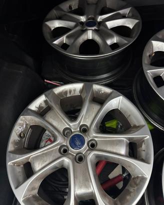4 cerchi Ford