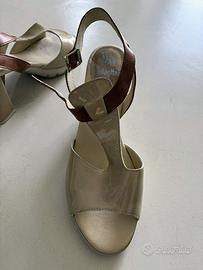 Sandalo da donna colore beige