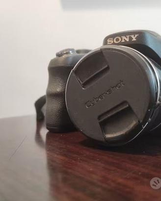 Fotocamera Sony DSC-H200
