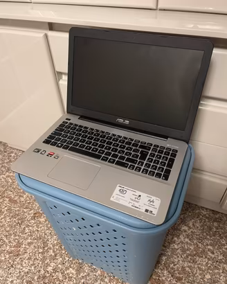 Notebook ASUS 15.6"