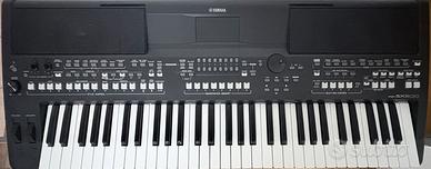 Tastiera Yamaha PSR-SX600