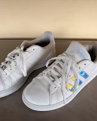 Sneaker da donna Adidas