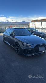 Audi rs4