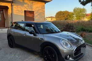 Mini Cooper ClubMan 2.0 Automatic Red Line