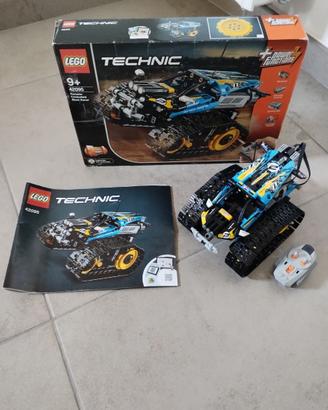 LEGO Technic 42095 Remote-Controlled Stunt Racer