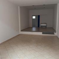 Guspini- Locale commerciale nella via Cagliari