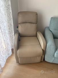 Poltrona reclinabile elettrica
