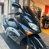 Yamaha T Max - 2006