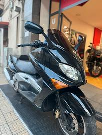 Yamaha T Max - 2006