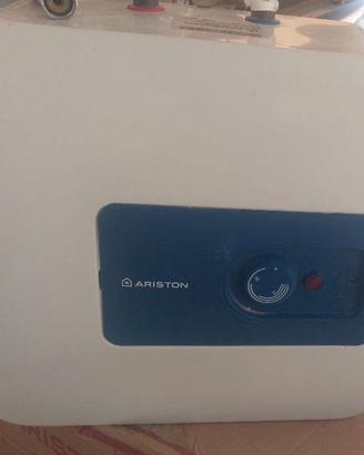 scaldabagno elettrico Ariston 10 litri