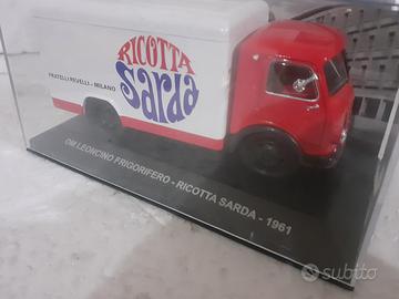 sara ricotta veicoli pubblicitari d'epoca 