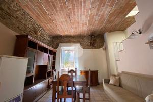 3 LOCALI A PALOMBARA SABINA