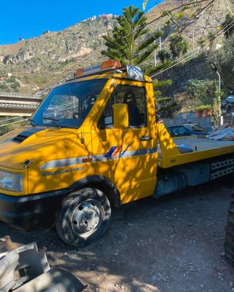 Iveco daily 35 10 Carroattrezzi