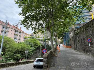3 LOCALI A CASTELLAMMARE DI STABIA