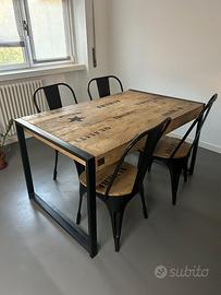 Set tavolo + 4 sedie + mobile TV in legno massello