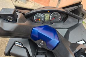 Scooter Burgman 400 anno 2023