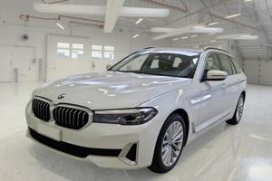 BMW 530 183KW XD LUXURY AUTO 48V TOURING STATION W