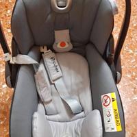 Ovetto cybex con attacchi isofix  usato pochissimo