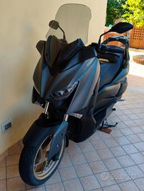 Scooter Yamaha Xmax 300 tech max