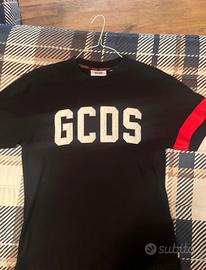 T-shirt GCDS
