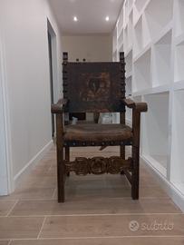 Poltrona in legno e cuoio
