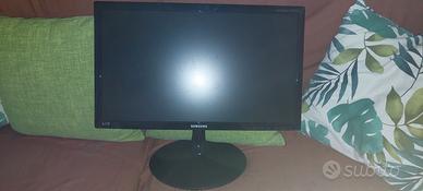 Schermo PC  22 pollici