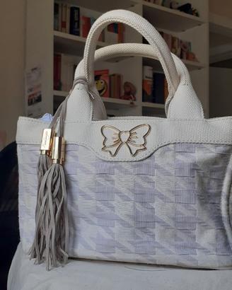 Borsa a mano fix design