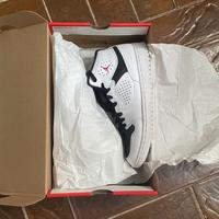 Jordan Access alte bianche e nere