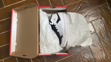 Jordan Access alte bianche e nere