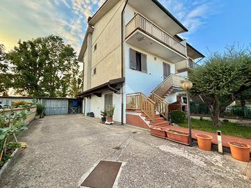 CASA SEMINDIPENDENTE A QUARRATA
