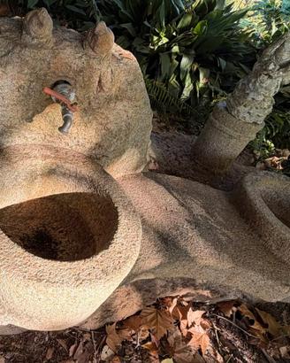 Scultura fontana panca