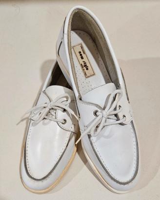 Mocassino bianco in pelle. Made in Italy