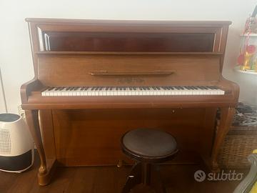 Pianoforte verticale