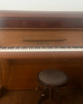 Pianoforte verticale