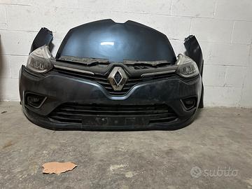 Ricambi Renault clio Moschino