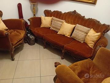 Divano tre posti + 2 poltrone