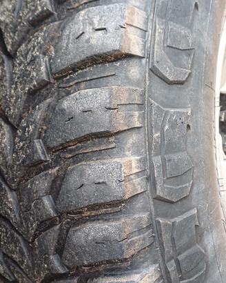 pneumatici 285 75 16 