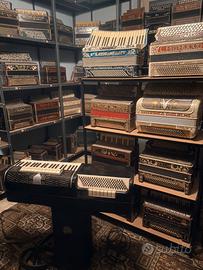 Collezione fisarmoniche di tutti i tipi o marche