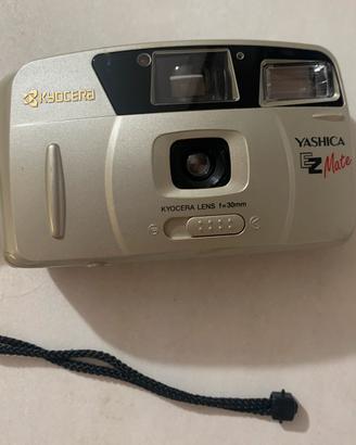 Macchinetta fotografica “Yashica EZ mate “anni’80