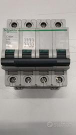 Interruttore magnetot .Schneider 4P 32A 15 kA - B