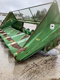 Mietitrebbia Spanocchiatore e maschera