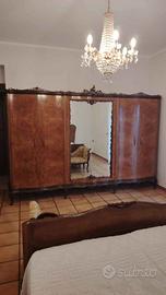 Letto e armadio in stile Chippendale