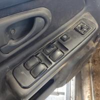 Comando vetri ant sx MITSUBISHI L200 del 2001