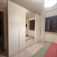 Armadio 6 ante + casaettiera + 2 comodini + letto