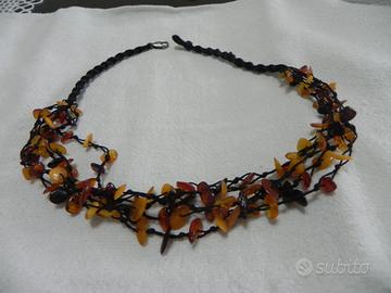 COLLANA CON AMBRA LITUANA
