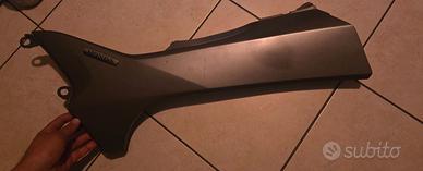 Fianchetto dx honda integra 750