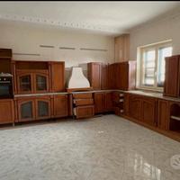 Cucina 5x3 metri piano in vero marmo